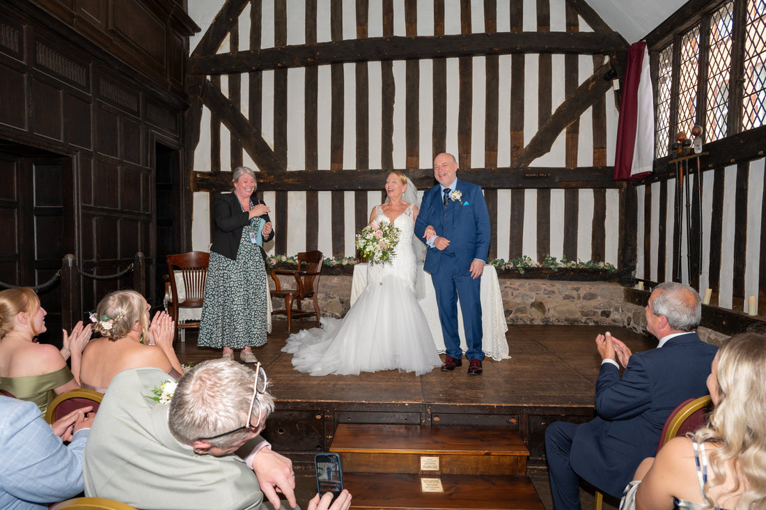 Carolyne & Glen’s Elegant Wedding at Leicester Guild Hall