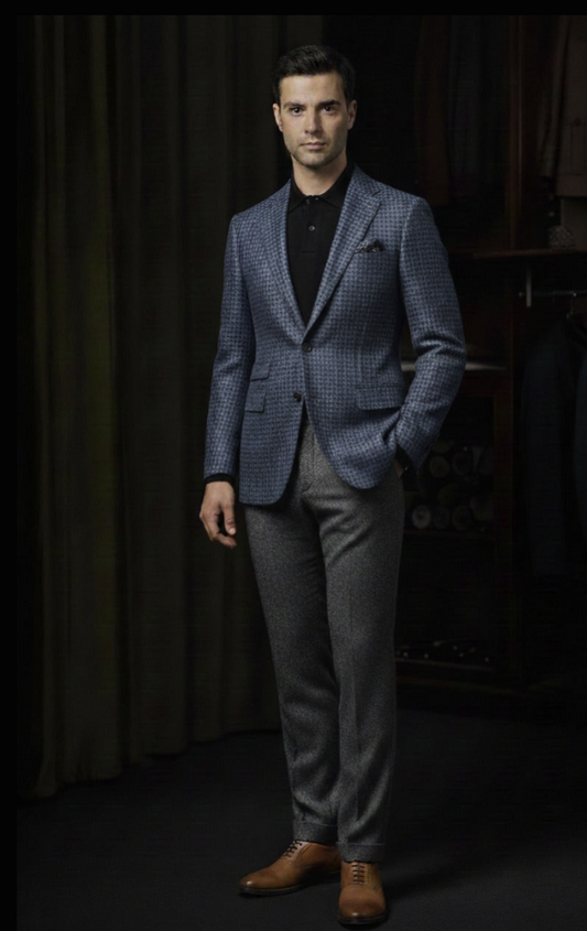 Navy Puppy Tooth Wool Single Breasted Jacket / Plus Grey Wool Trousers