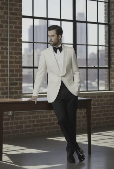 Tuxedo White Textured Jacket 