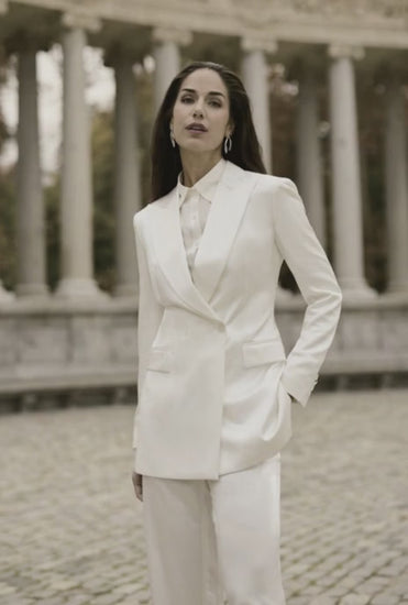 Italian White Double Breasted Silk / Women's Two Piece Suit